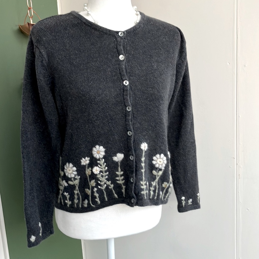 Vintage 90s Talbots Gray Daisy Cardigan